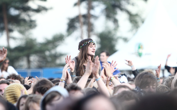 Also: Blumenkränze sind definitiv wieder in.