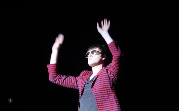 "Mr Meighan, Sie sind verhaftet!"