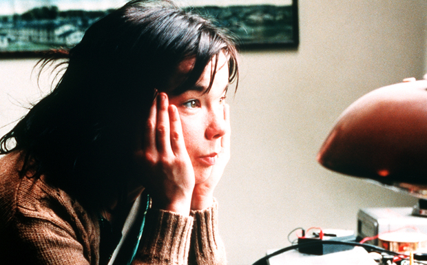 Björk "Ich bin völlig normal. Durchschnittlich begabt.Bodenständig bis zum Geht-Nicht-Mehr."