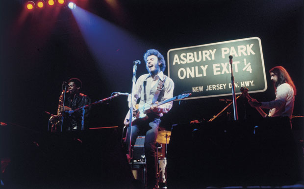 In Asbury Park wohnte Bruce Springsteen nachdem er bei seinen Eltern ausgezogen war Ende der 60er Jahre. Hier zu sehen bei...