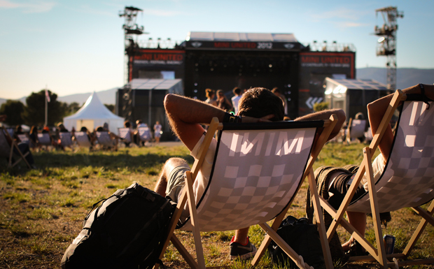Besonders in den zahlreichen Liegestühlen.
