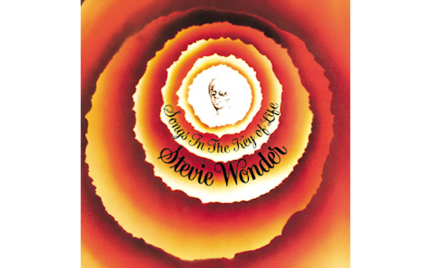 Platz 57: Stevie Wonder - "Songs In The Key Of Life"
Bei den Aufnahmen zu diesem Album verbrachte Wonder oft 48 Stunden no...