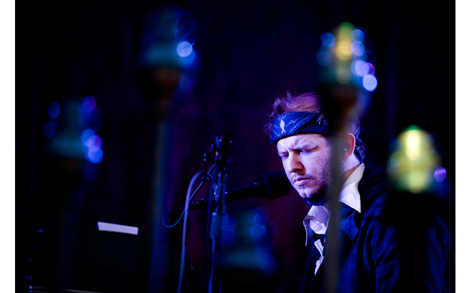 Man sieht Bon Iver den Wirbel um seinen erfolgreiches letztes Album noch immer nicht an.