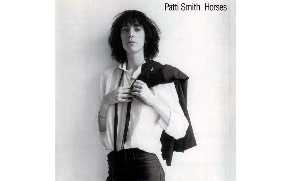 71. "Horses" - Patti Smith (Arista, 1975)
Eine SoHo-Songwriterin Smith tritt alle Hippie-Klischees in die Tonne - und aus ...