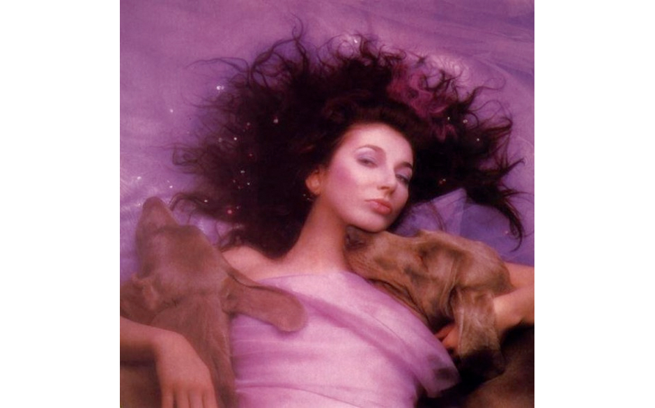 78. "Hounds Of Love" - Kate Bush (Novercia/EMI, 1985)
Mit der famosen Single "Running Up That Hill" meldete sich die Glöc...