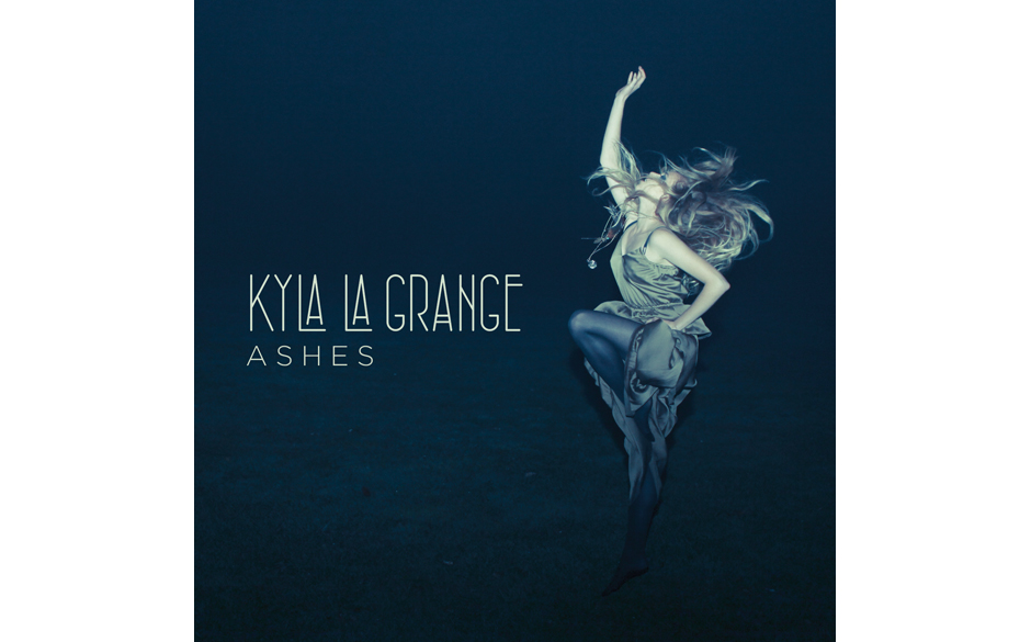 Kyla La Grange - "Ashes" (Ariola/SMARIS/Sony Music) "Ashes" erschien schon vor einigen Wochen in Österreich, nun erfährt...