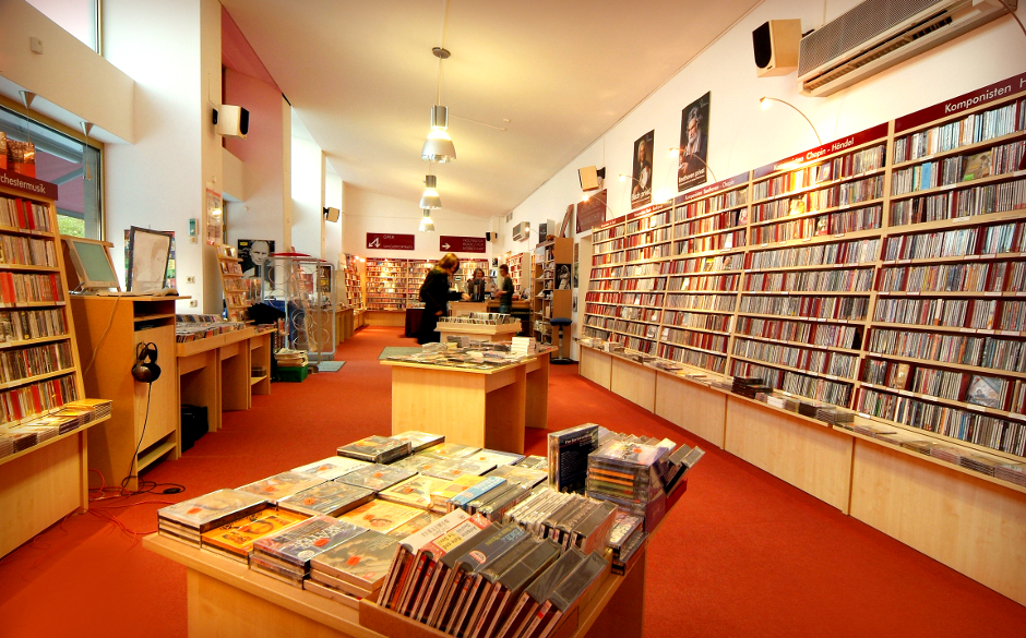 Wie jede Woche reisen wir in unserer Albenvorschau wieder durch die Plattenläden des Landes. Heute empfehlen wir einen Be...