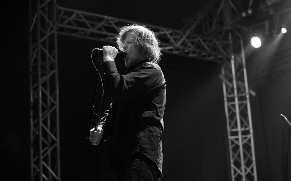 Mark Lanegans bisweilen gelassene Art bemerkt man auch hier. Er ist halt Profi.