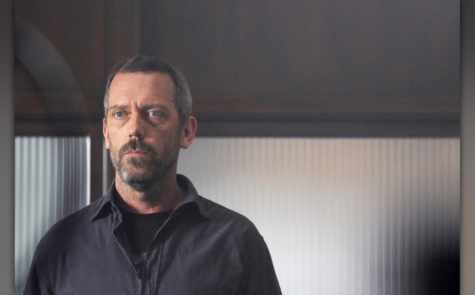 Staffel 6
House (Hugh Laurie) hat sich zwar freiwillig in eine psychiatrische Anstalt begeben, doch die Entzugserscheinung...