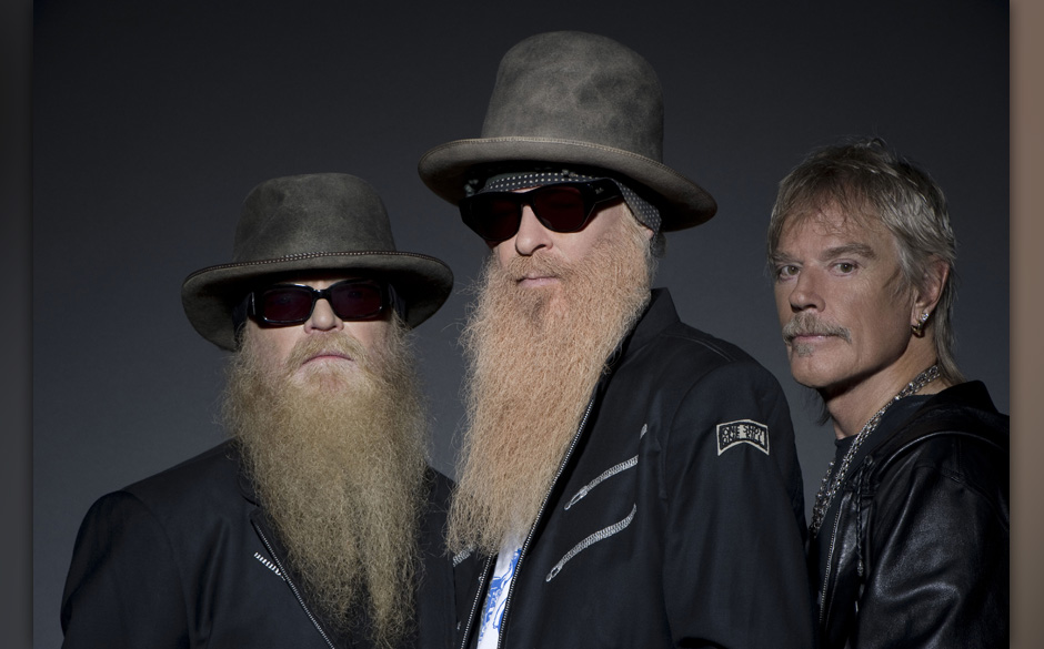 Es ist nicht alles Hut und Bart. Es ist die erste Erkenntnis, wenn man Billy Gibbons schließlich entgegentritt. Wir führ...