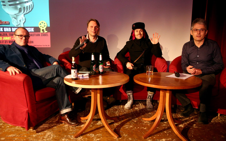 Sebastian Zabel, Jens Balzer, Tobias  Jundt, Tobi Müller bei "Livekritik und Dosenmusik"