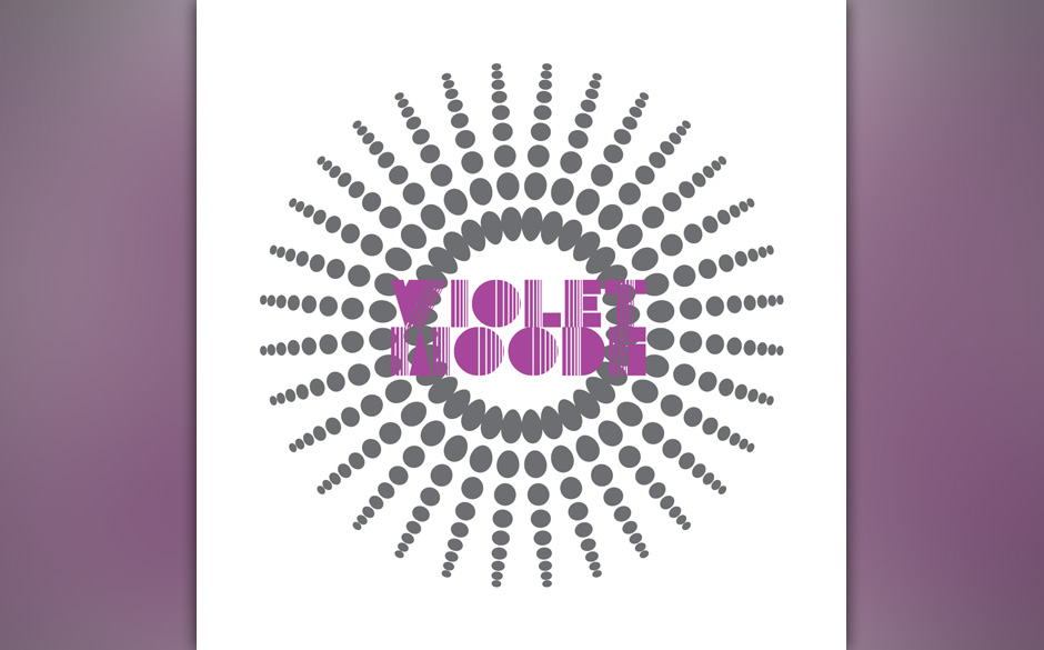 Violet Woods - Raw Love 
Transatlantisch geprägte Folkrock-Seligkeit.