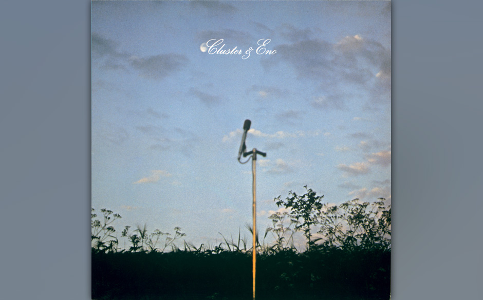 Cluster & Eno - Cluster & Eno, 1977 (Sky): Enos Experimente, Clusters repetitive Elektronik und Planks Produktionsgenie fa...