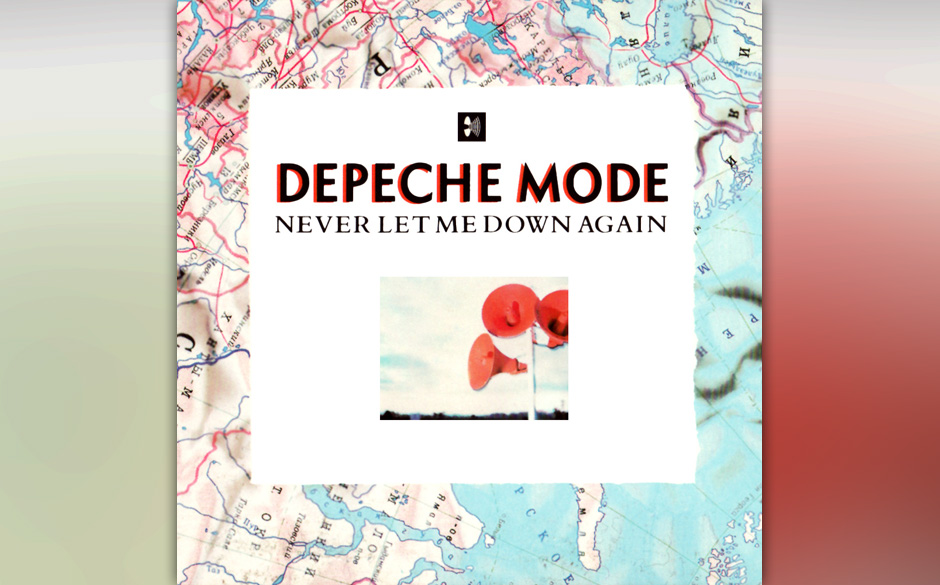6. Never Let Me Down Again. Der monumentalste ihrer Songs, in dem die Band erstmals mit echtem (?) Orchester, Gitarre plus...