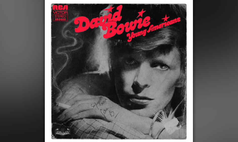 25. Young Americans. Nosferatu of Funk: Ein unheimlicher, gelblich-falber Bowie hatte Blut am Soul geleckt und den amerikanis