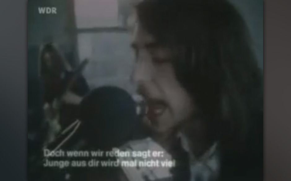 Ton Steine Scherben - "Sklavenhändler". "Ich verkauf dir meine Hände, ich verkauf dir meinen Kopf/ Ich versprech dir nic...