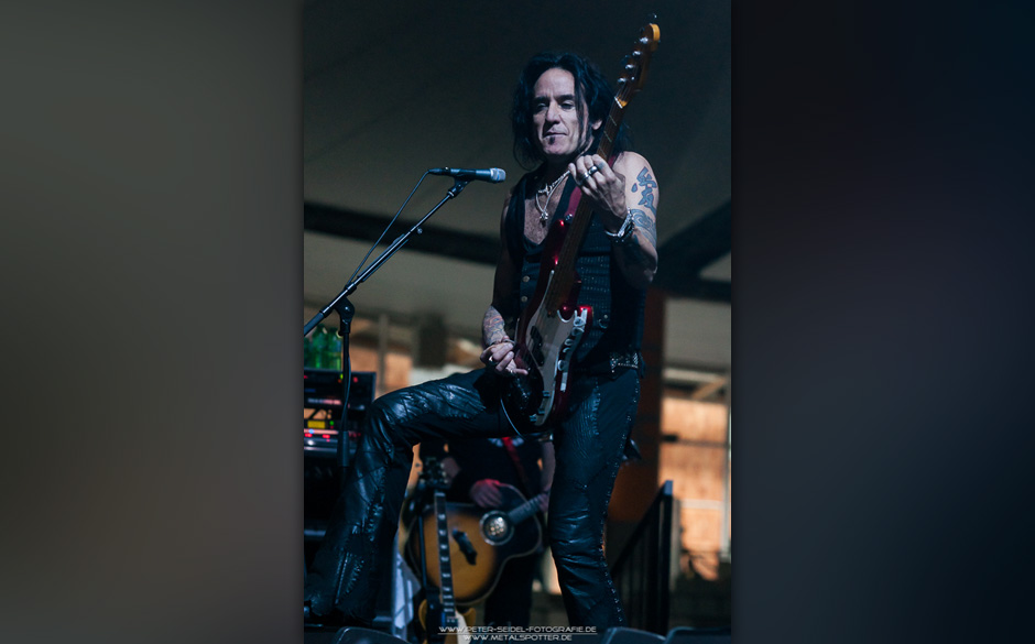 Black Star Riders beim HiRock Festival 2013