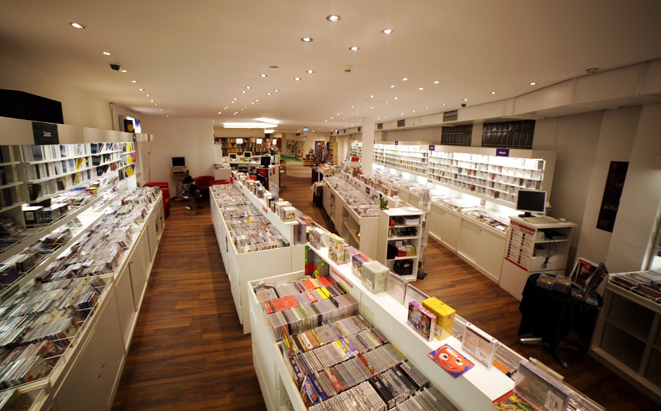 Wie jede Woche reisen wir in unserer Albenvorschau wieder durch die Plattenläden des Landes. Heute empfehlen wir einen Be...