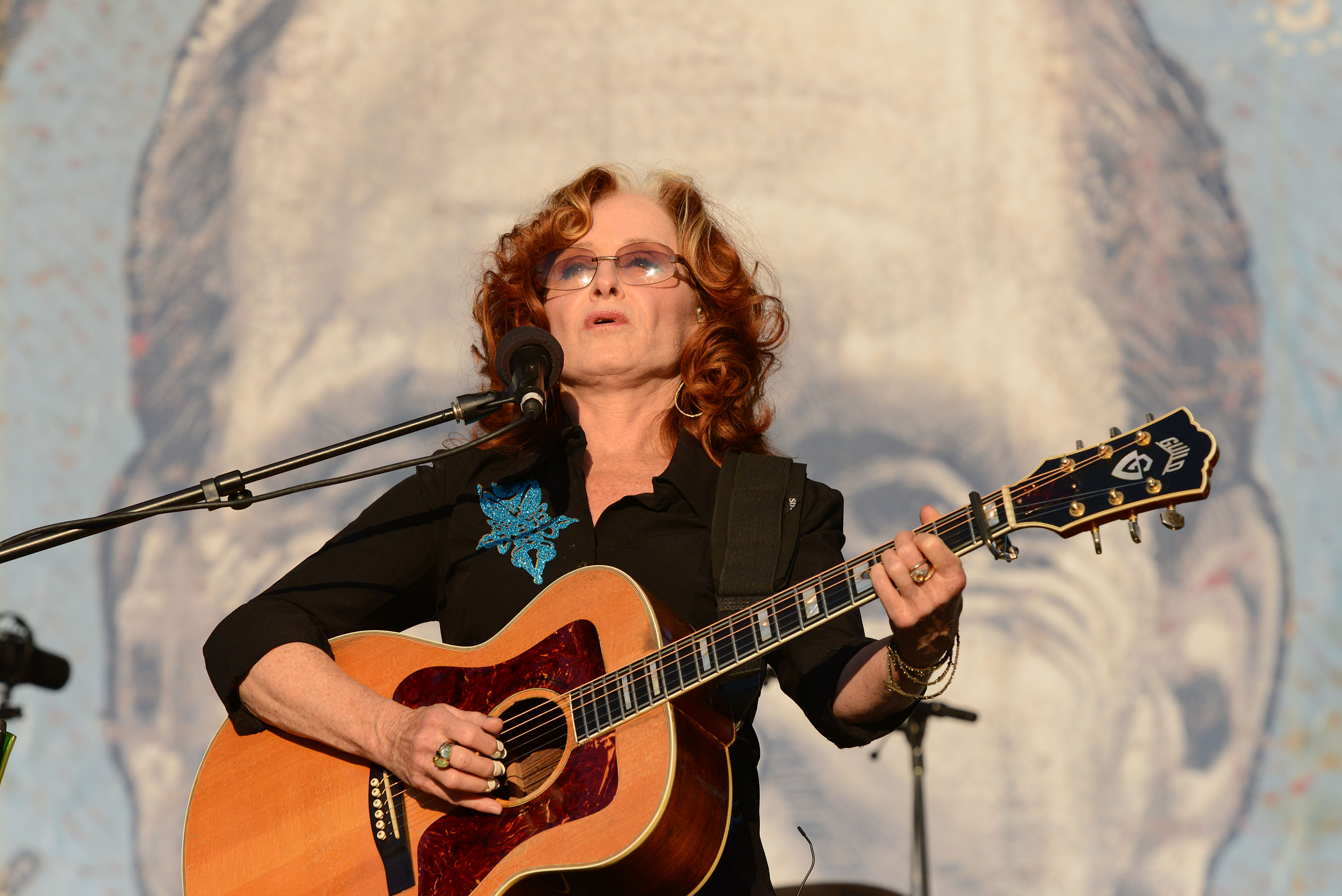 ...wurde Bonnie Raitt bald selbst zu einer Blues-Größe. Als 1989 „Nick Of Time“ und 1991 „Luck Of the Draw“ ersc...