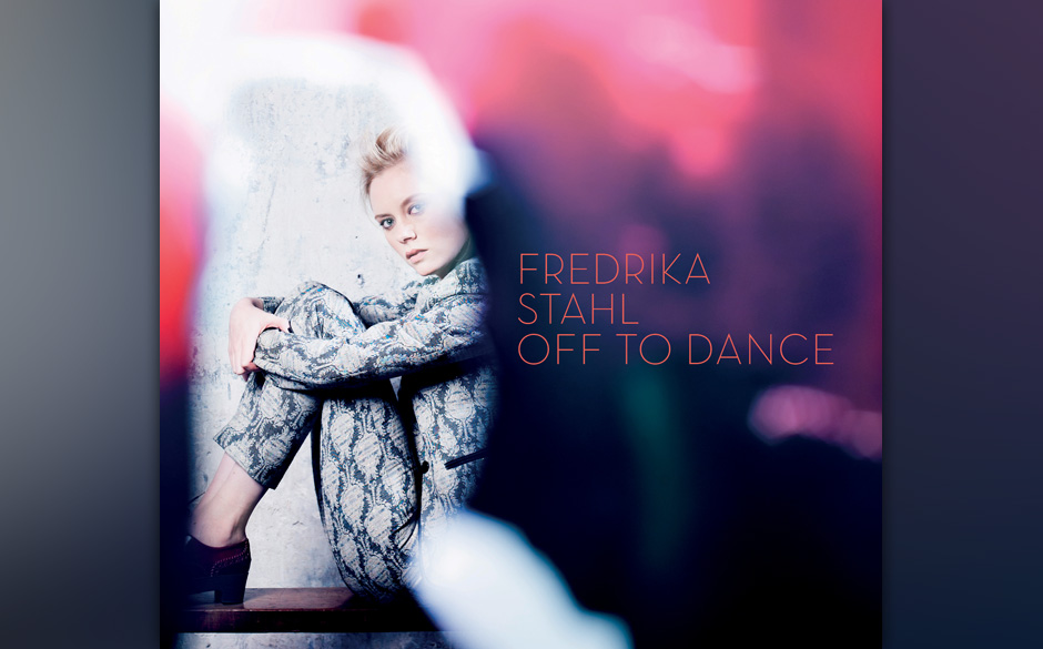 Fredrika Stahl - Off To Dance. Die Musik der Schwedin Fredrika Stahl wirkt so weich und zerbrechlich wie ein verwundeter V...