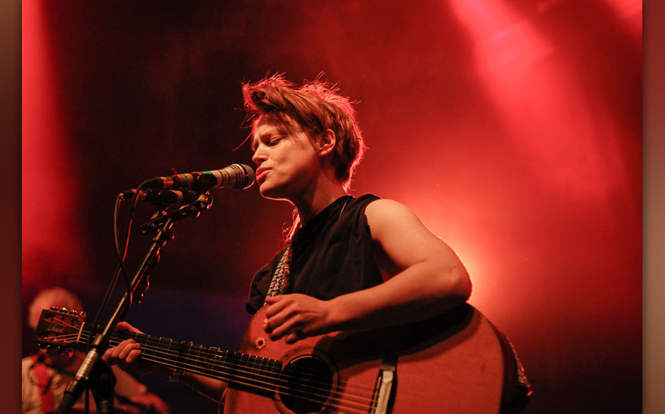 Wallis Bird