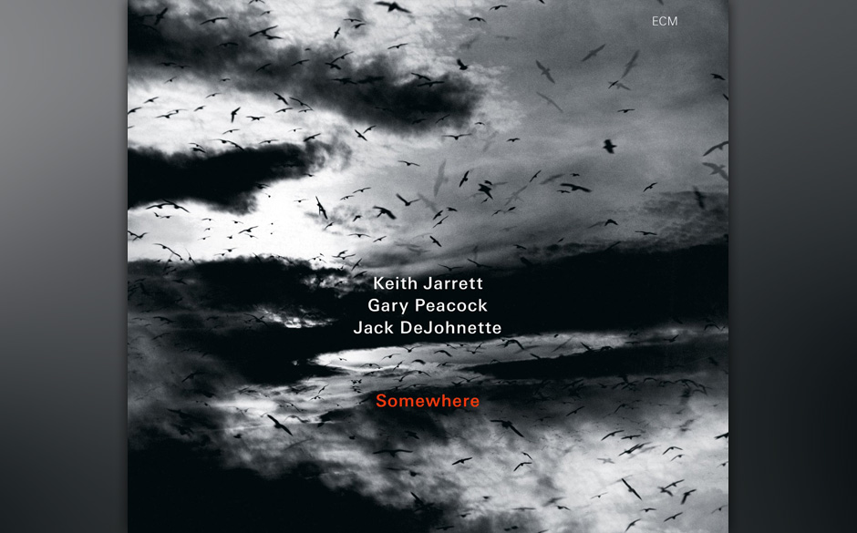 Keith Jarrett, Jack DeJohnette, Gary Peacock - "Somewhere"

Schlingernd bis meditativ: Ein starkes Livedokument des Keith-...