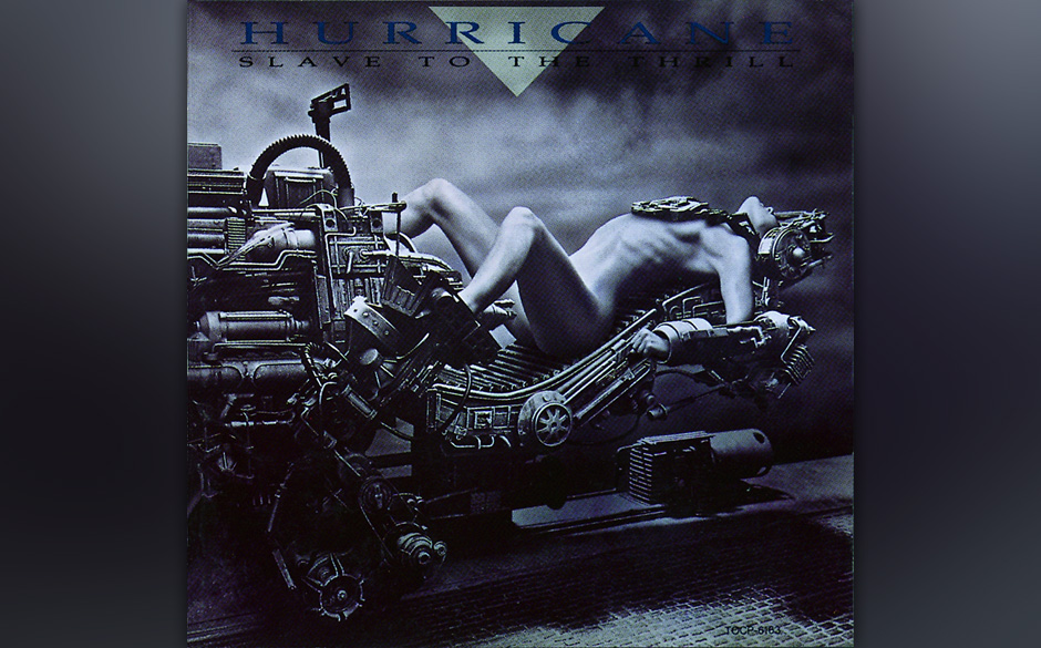 Hurricane -"Slave to the Thrill".  Ist H.R. Giger hier Gynäkologe? Lieber schnell...