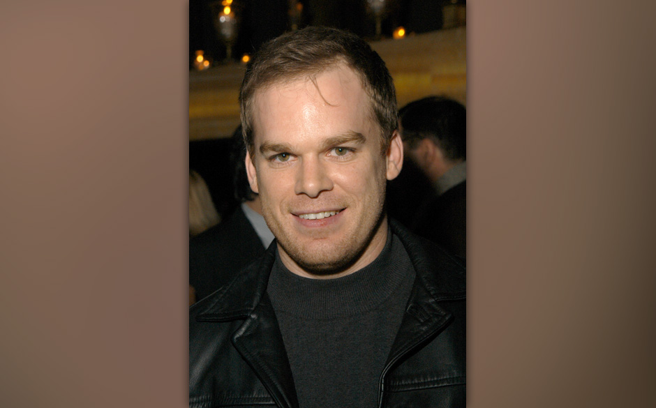 64. Six Feet Under - David Fisher (Michael C. Hall)

Haus, Hof und Steuersachen würde man ihm sofort anvertrauen - trotzd...