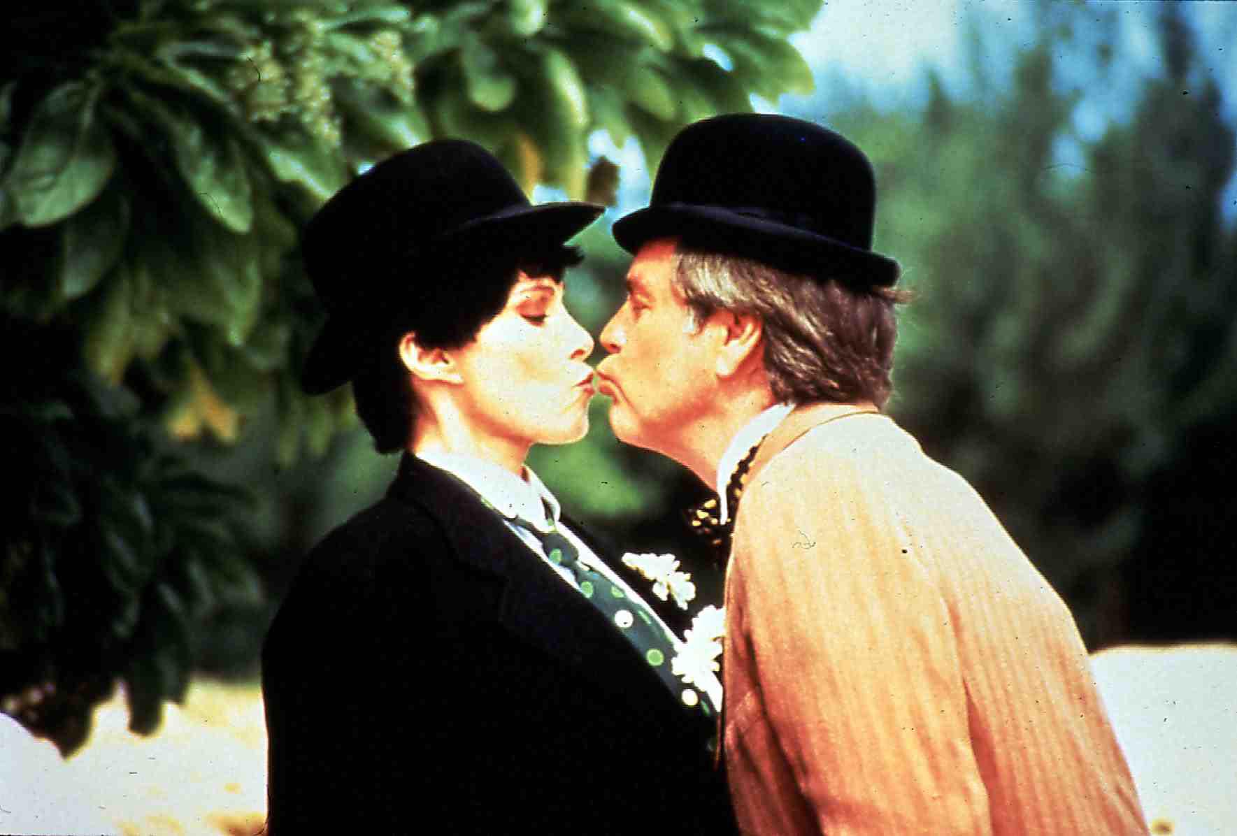 49. Hart aber herzlich - Jonathan Hart (Robert Wagner)

Das gibt es doch nur im Film: ein "Selfmade-Millionär", der nicht...