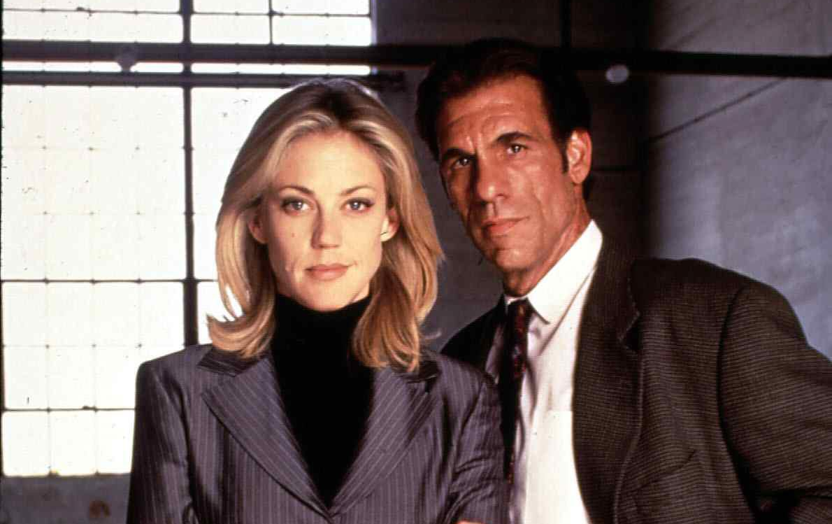 39. Profiler - Samantha Walker (Ally Walker)

Samantha Walker erlebt den ultimativen Albtraum: Während sie als nüchterne...