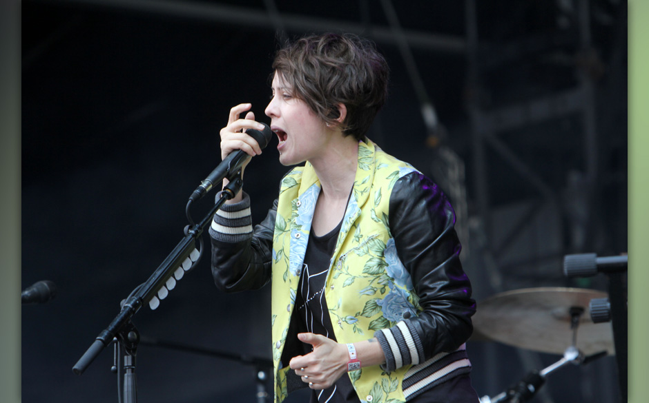 Tegan and Sara_.jpg