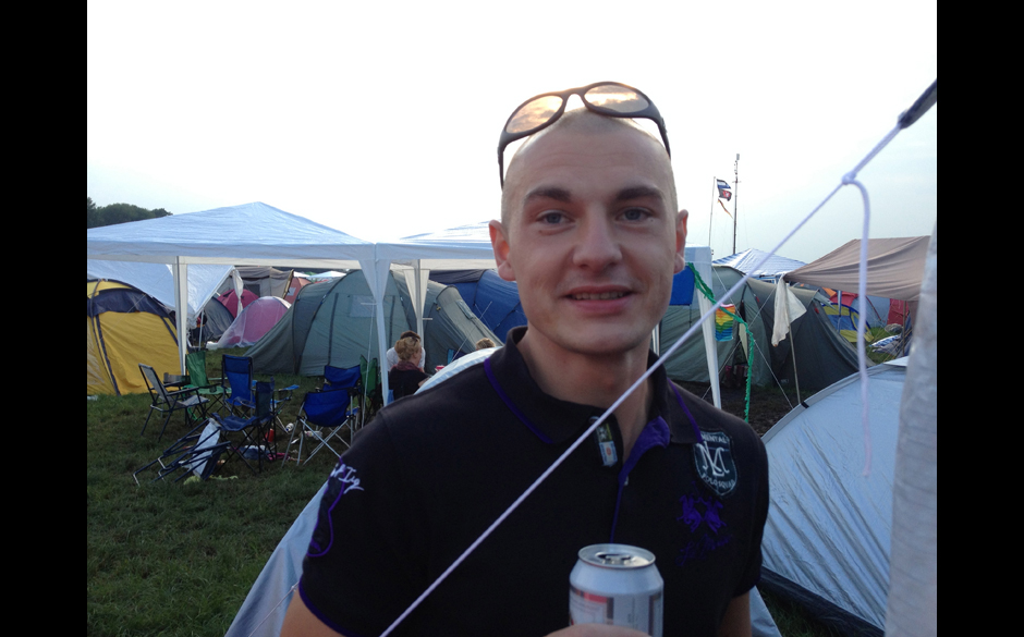 RS fragt: Und was ist für Dich ein absolutes No-Go auf dem Zeltplatz? DER SOLDAT: Plünderer. Total asozial!