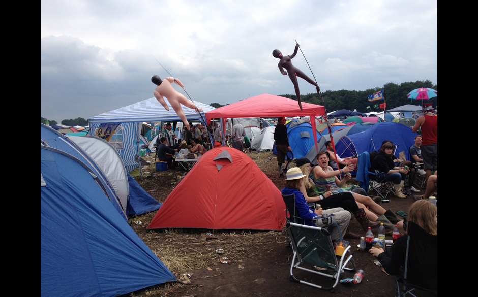 RS: Und wen wünscht ihr euch nächstes Jahr auf der Bühne? GANG: Katy Perry. Das war so scheiße. Die ist zu geil. RS: Aha.