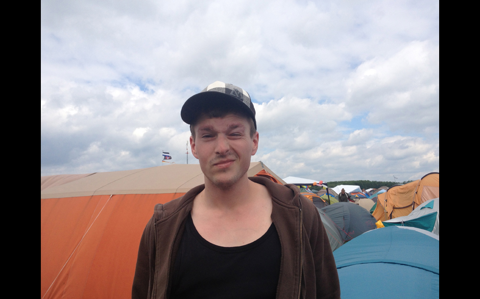 RS: Und wenn du mich küsst...? ANDREAS: ..gibt's keine Schlange vorm Toilettenwagen