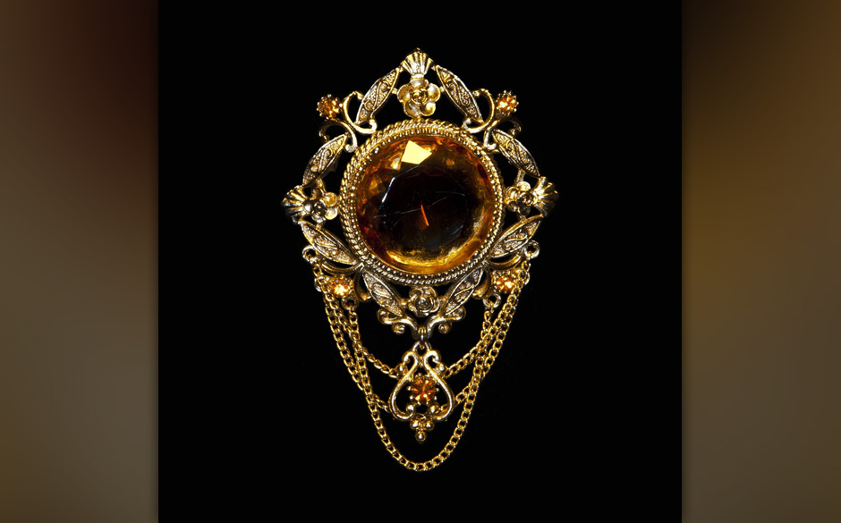 Fuck Buttons - "Slow Focus"

Viertes Album des Duos aus Bristol: Die Drone-Elektronika findet nun auf Breitwandformat stat...