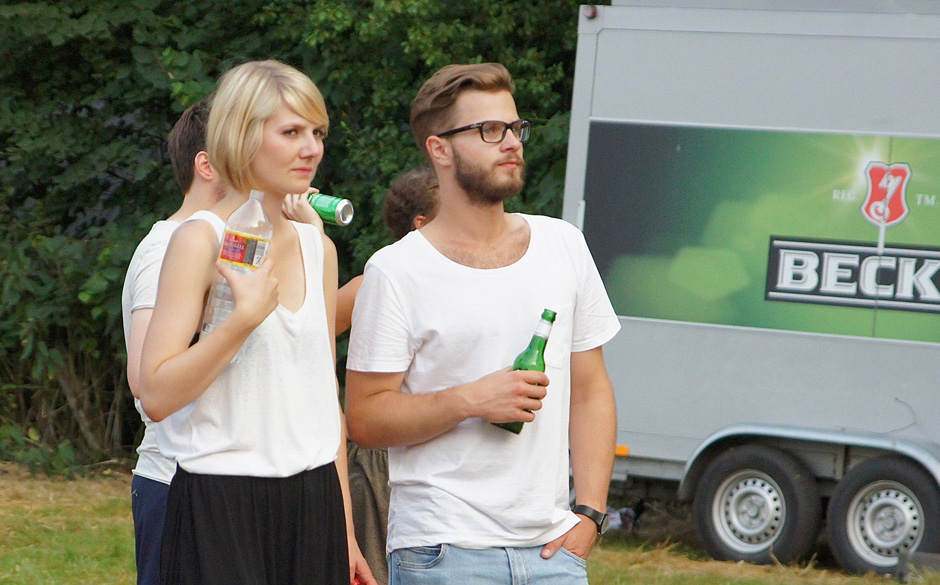 Publikum beim Appletree Garden Festival 2013