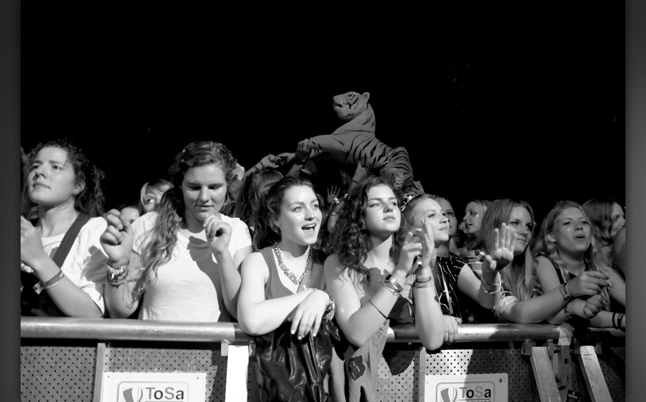 Kakkmaddafakka-Crowd