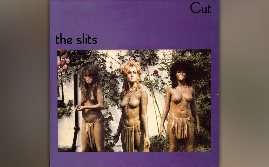 Slits - Cut

"Cut" kam spät, post-Punk. Zu spät, um den anarchischen Wahnwitz und die nackte Wildheit einzufangen, die S...