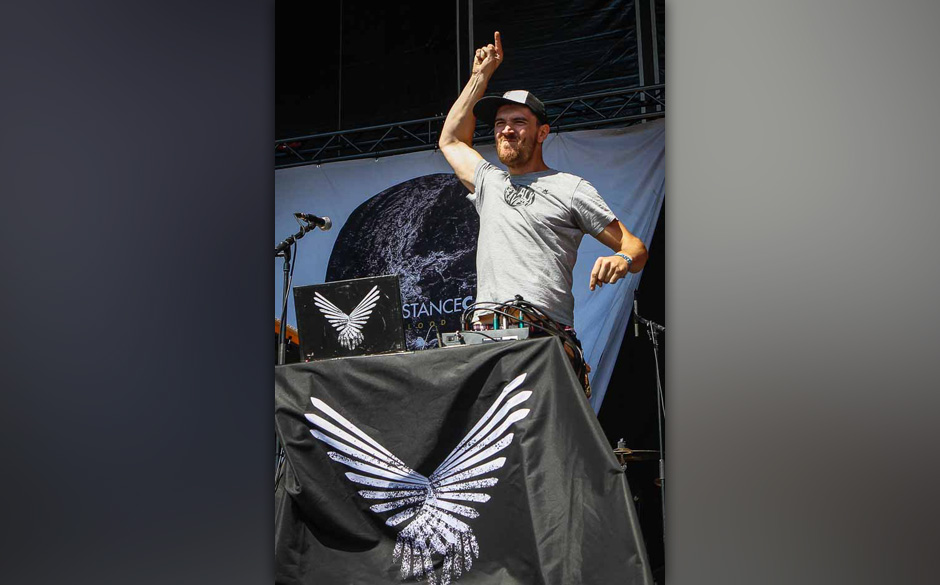 Long Distance Calling