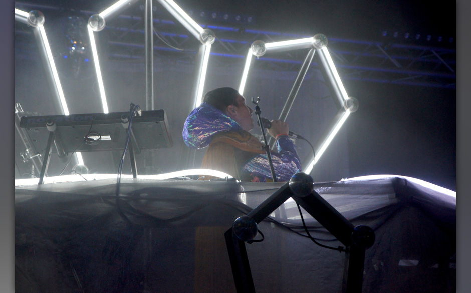 Totally Enormous Extinct Dinosaurs