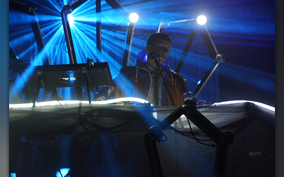 Totally Enormous Extinct Dinosaurs