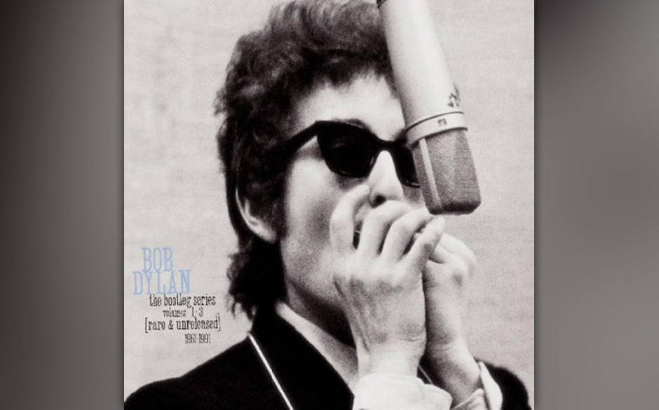 Im Januar 1966 versuchten sich Dylan und The Band 19 Mal an dem Track, doch die meisten Aufnahmen wurden gelöscht, als si...