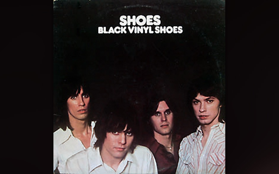 Shoes - Black Vinyl Shoes (1978). Diese Aufnahmen entstanden in einem Wohnzimmer via Vierspurgerät und sollten eigentlich...