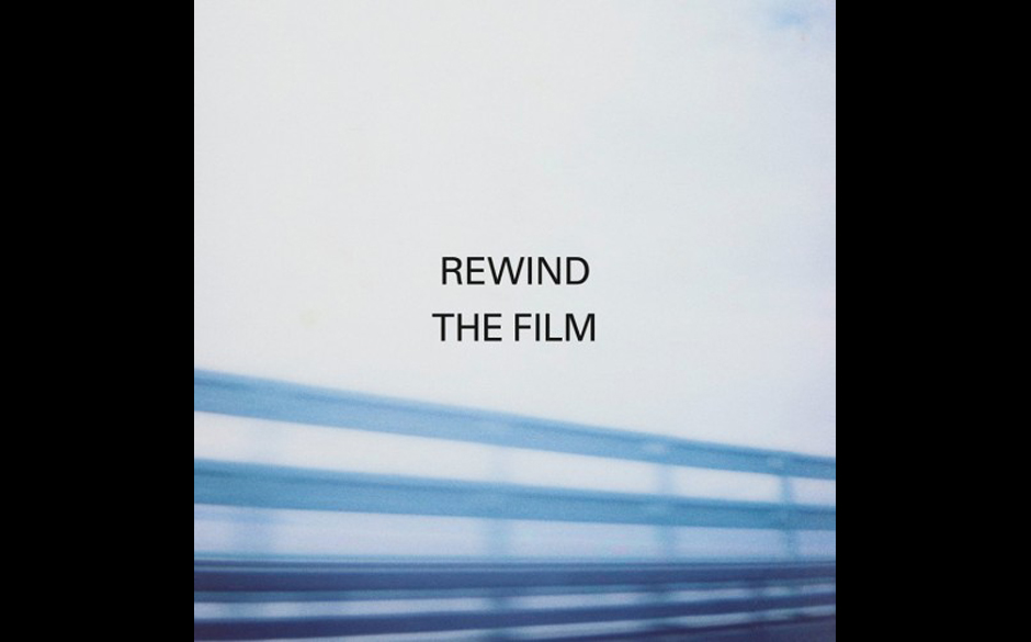 14. Manic Street Preachers - "Rewind The Film" (2)