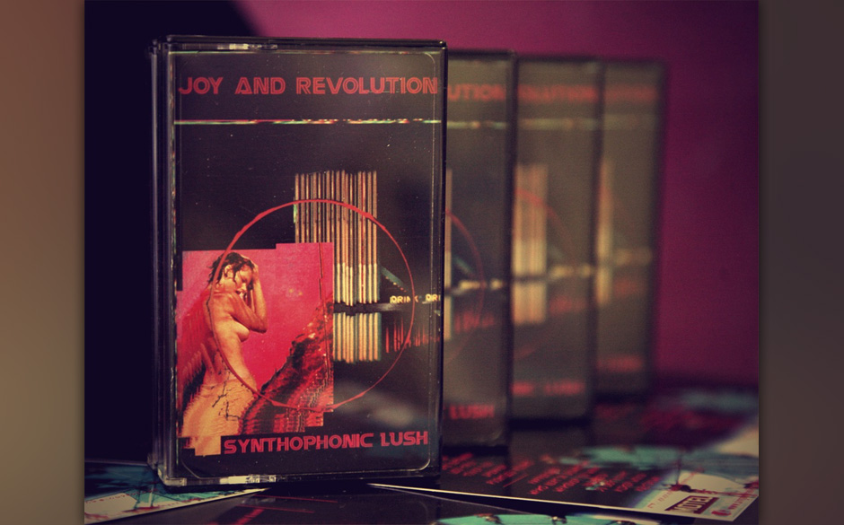 08. Joy And The Revolution - „Synthophonic Lush“