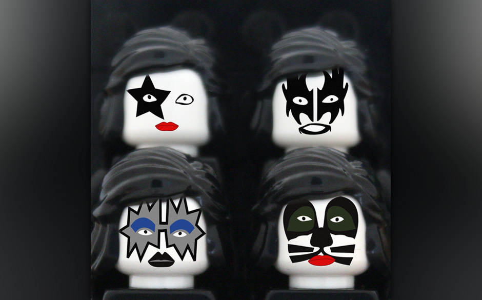 Kiss-Dynasty.jpg