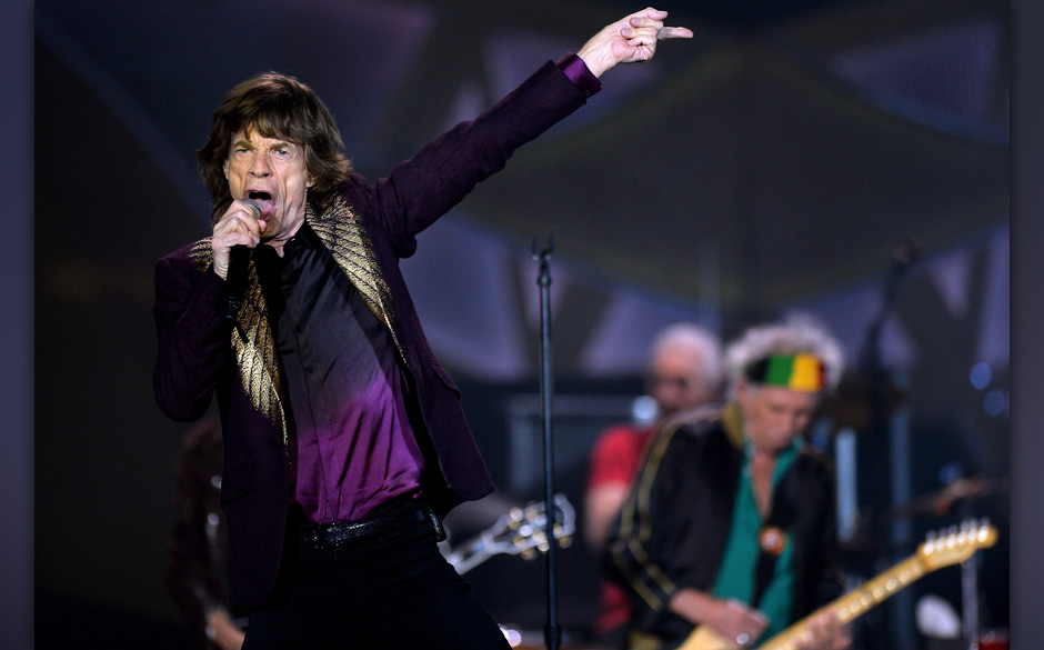 Warum redet man uns ein, dass man drei Mahlzeiten pro Tag essen sollte? Weil’s Fabriken gibt! Man frühstückt, geht zur...