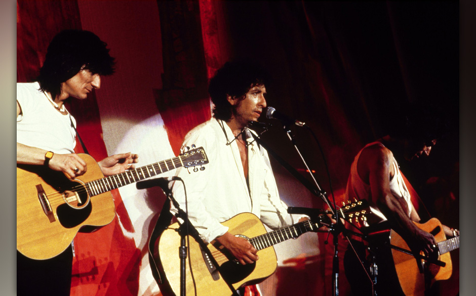 Drinks waren nie mein Problem. Ich hab meine besten Sachen geschrieben, wenn ich hackevoll war.“ —1977