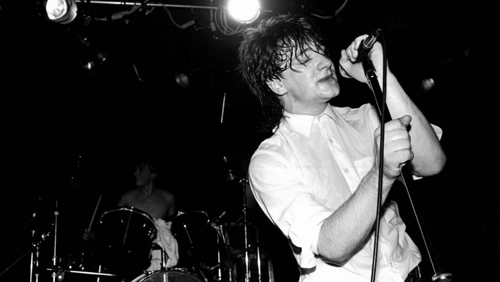 U2 bei einem Live-Auftritt im Jahr 1983