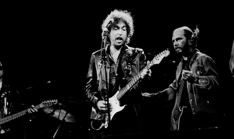 HOFFMAN ESTATES, IL  - JUNE 10: Bob Dylan at the Poplar Creek Music Theater on June 10, 1981 in Hoffman Estates, Illinois.  (